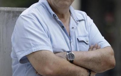 Paco Bailo: «Europa pide que el pueblo gitano aparezca en el currículo»